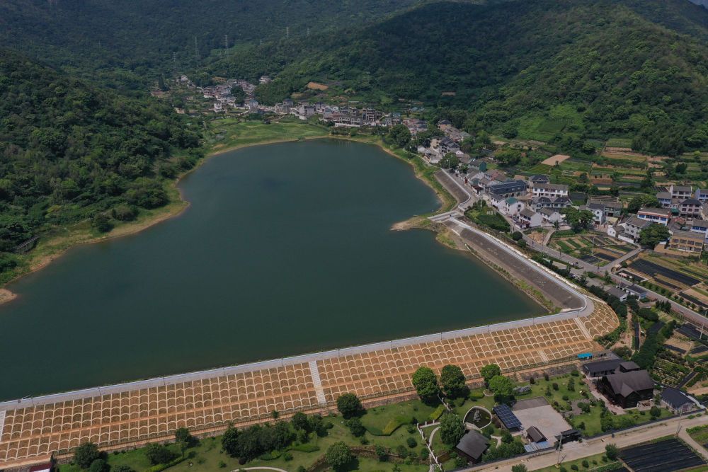 从山顶到海洋，浙江生态持续向好