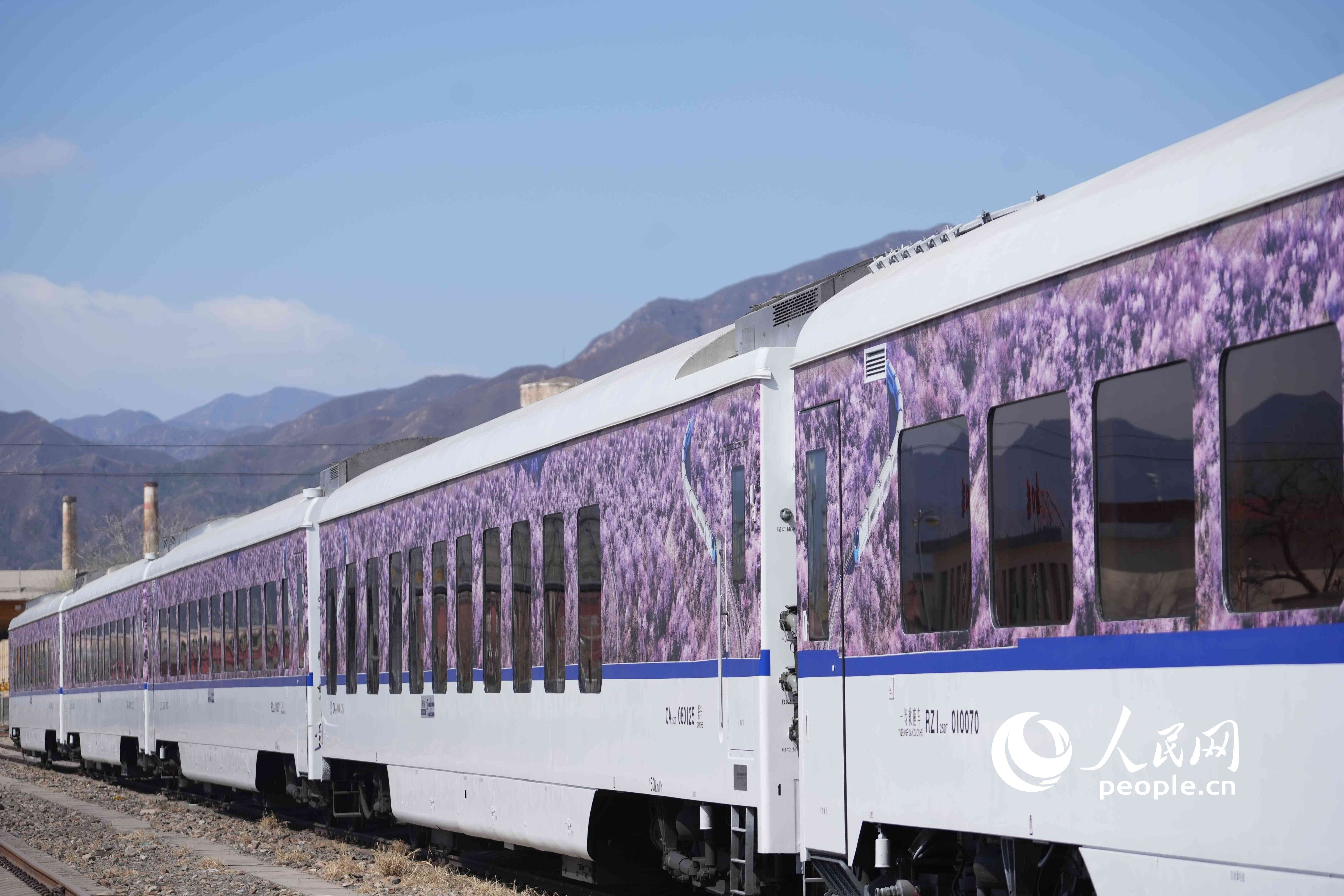 组图:“开往春天的列车”即将进站 组图:“开往春天的列车”即将进站